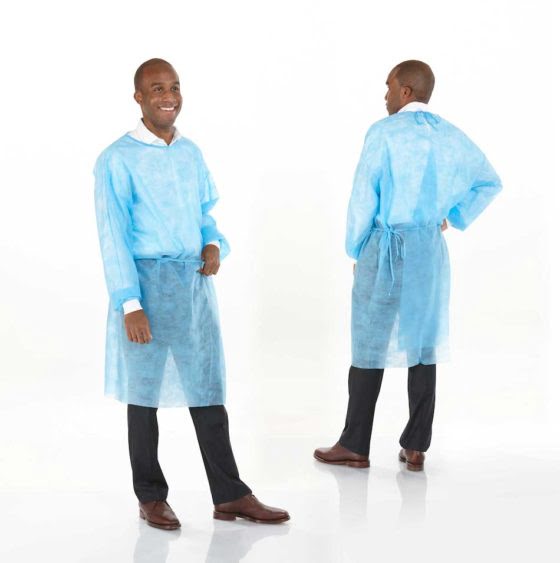 Medicom® SafeWear™ Form-Fit Isolation Gown